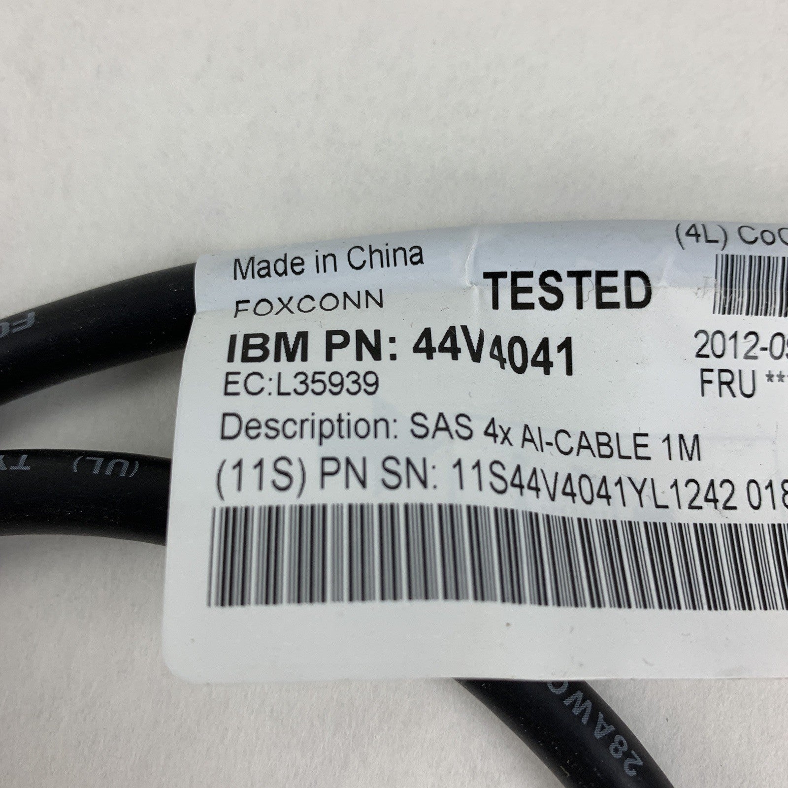 IBM 44V4041 42R6751 Mini SAS SFF-8088 to Mini SAS SFF-8088 1M Lot of 2x