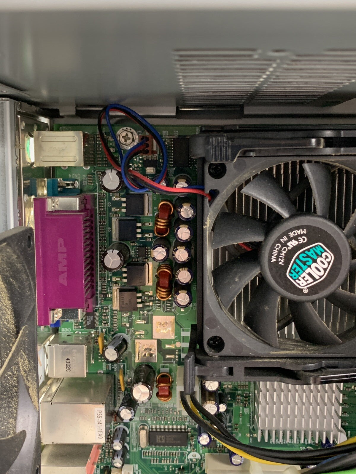 HP Pavilion a200n MT Intel Celeron 2.40 GHz 768 MB RAM No HDD No OS
