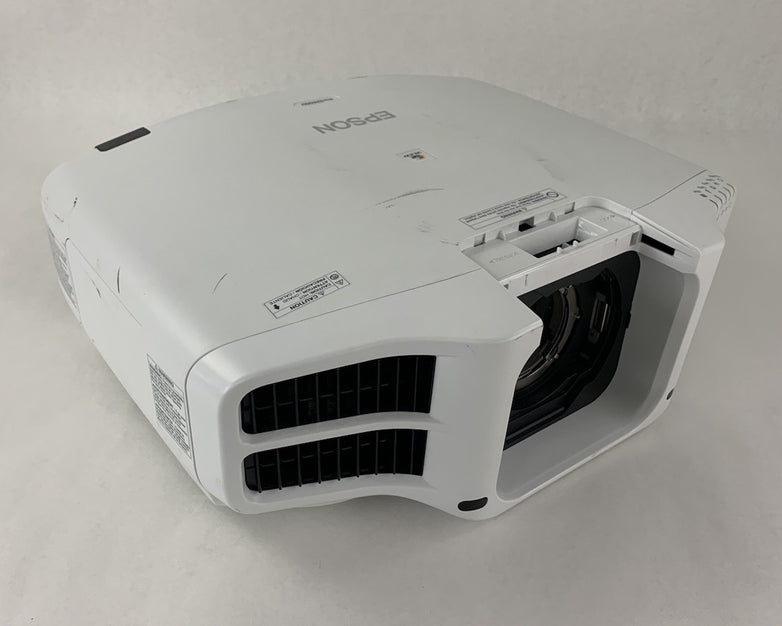 Epson Pro G7400U H762A 3LCD Projector - Parts or Repair