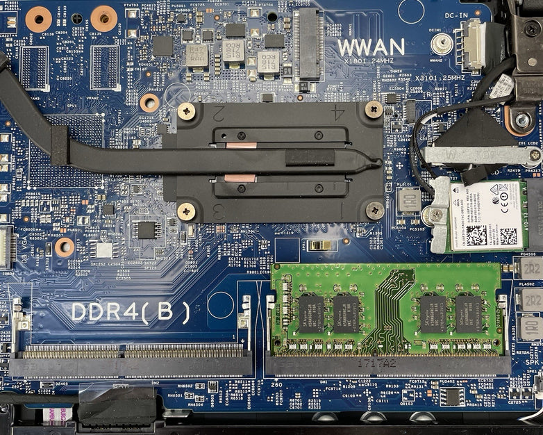 Dell Latitude 3480 14" i5-6200U 2.30 GHz 8 GB RAM No SSD/OS/AC
