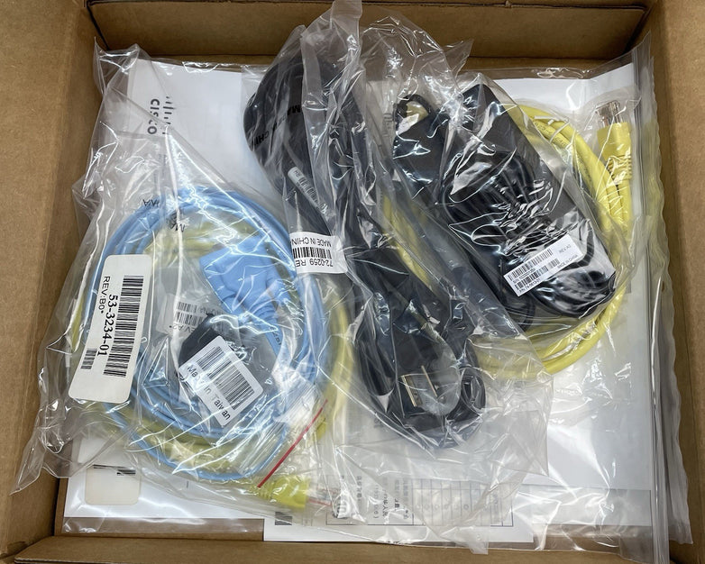 Cisco VG202 Analog Voice Gateway w/power supply & accessories