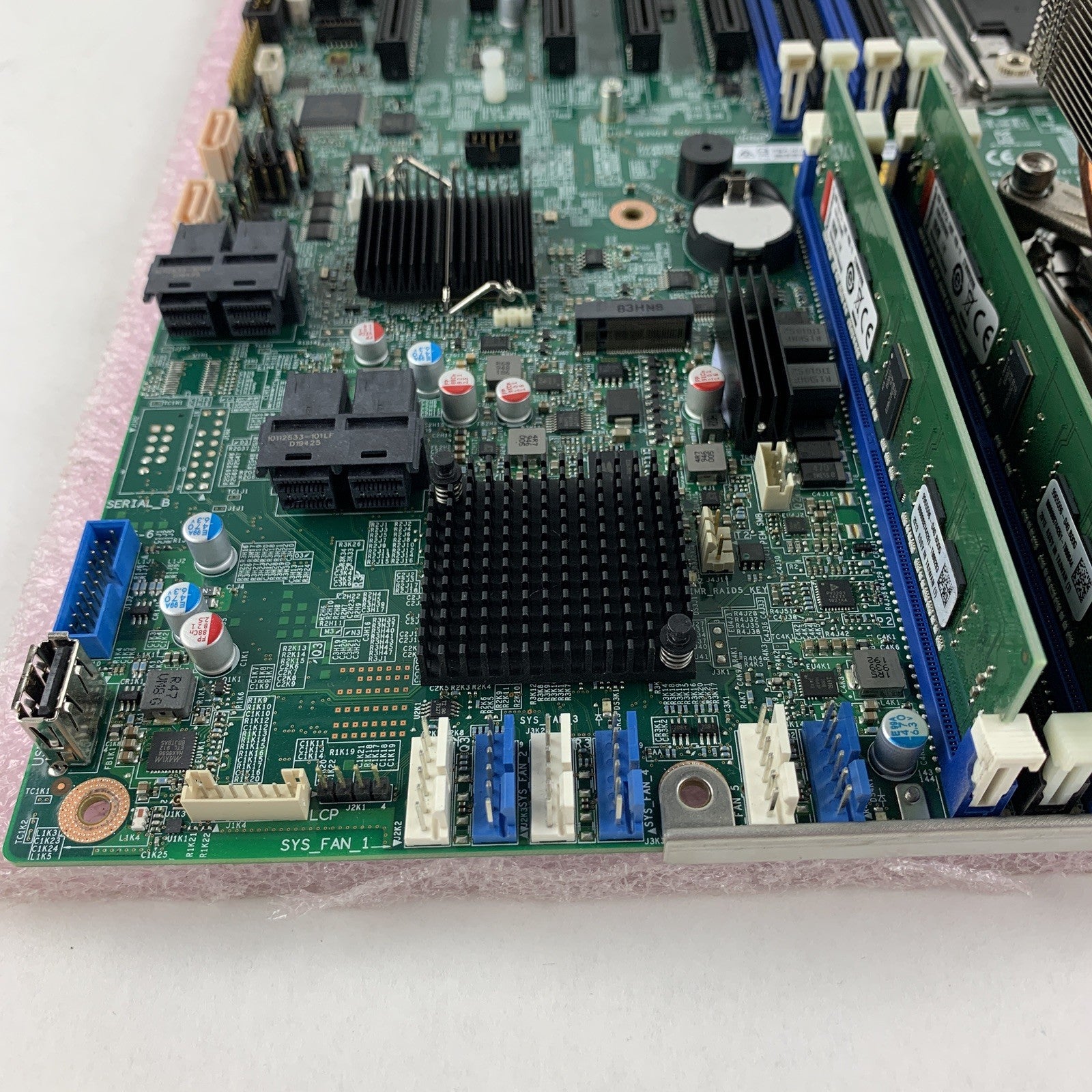 Intel S2600CW Motherboard H12883-273 1x Xeon E5-1620V4 3.5 GHz 32 GB Ram Tested