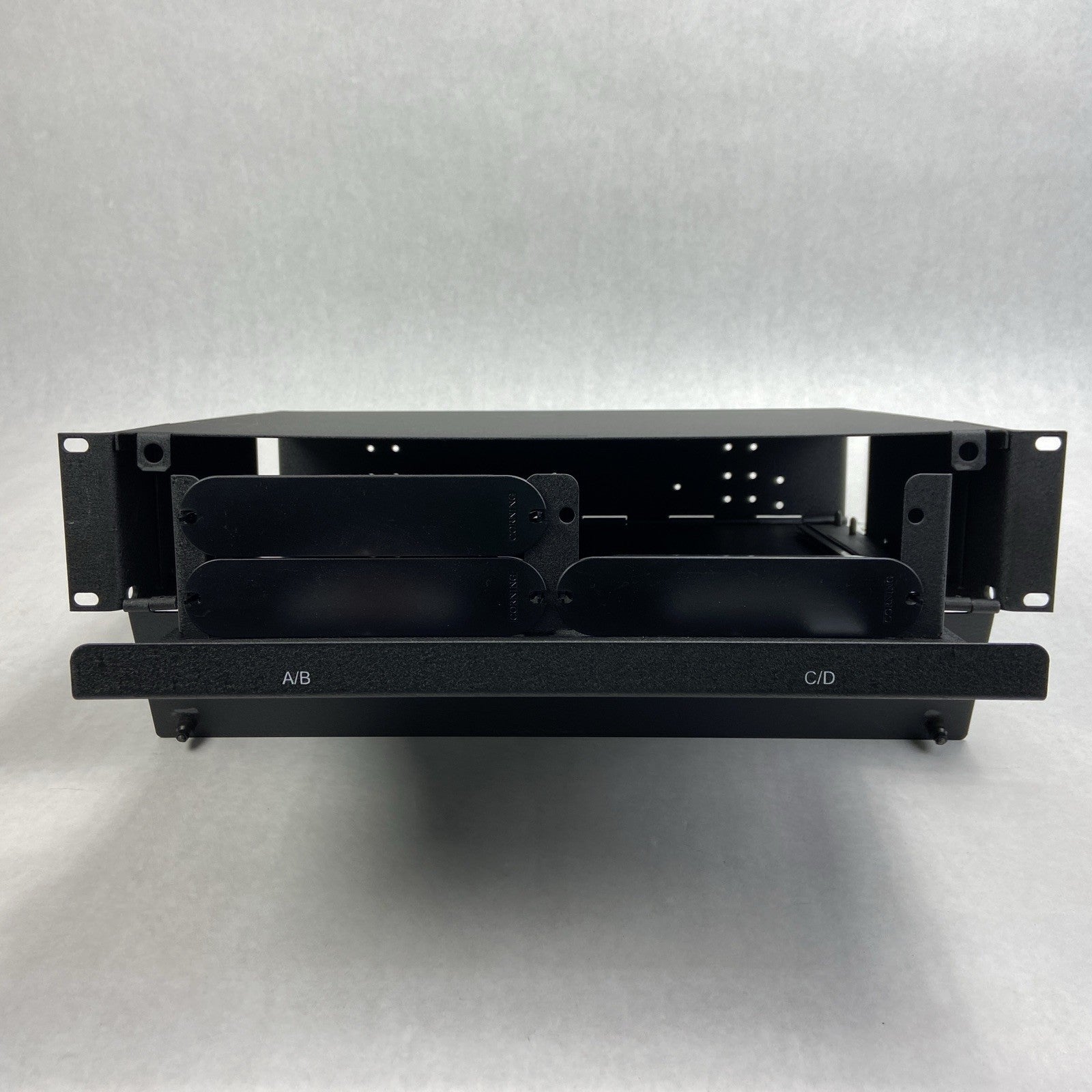 Corning Lanscape CCH-02U 2 Rack Unit Closet Connector Housing
