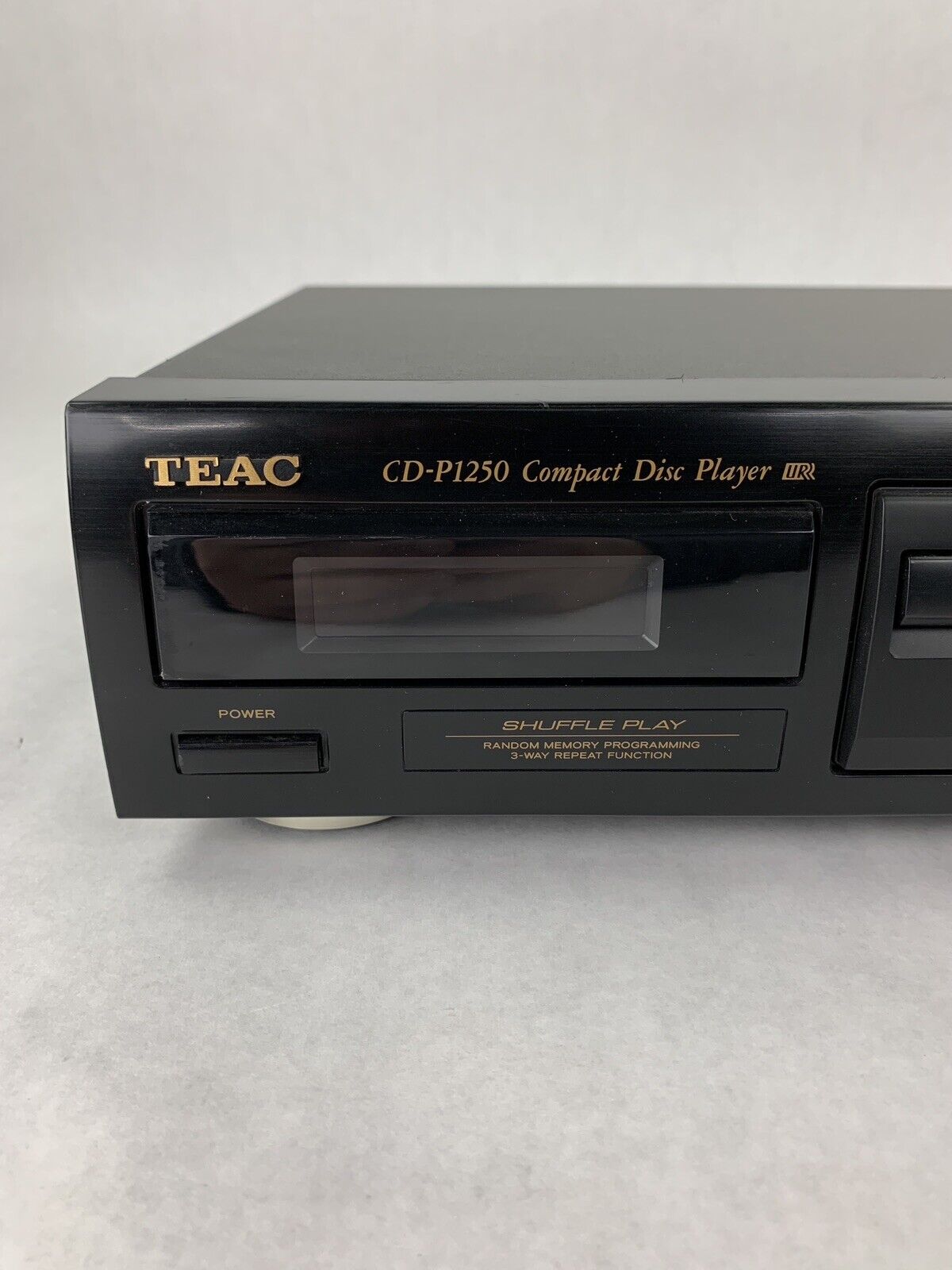 Teac CD-P1250 CD Player Tested has Bad CD Tray For Parts and Repair