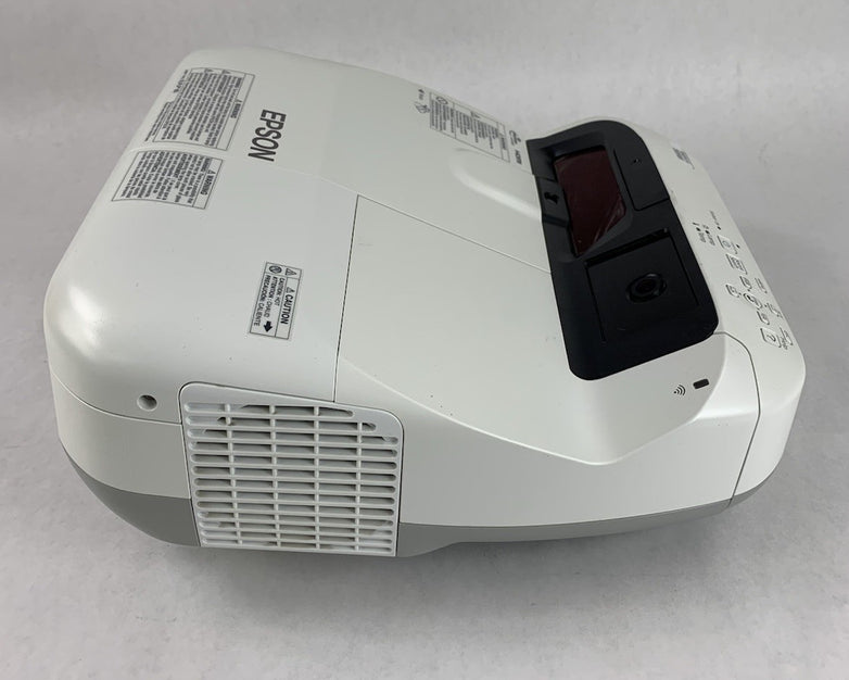 Epson H599A BrightLink 595Wi LCD Lamp Projector 3538 Lamp Hours No Remote