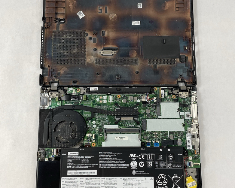Lenovo ThinkPad T490 14" i5-8365U 1.60 GHz 8 GB RAN No SSD/OS/AC - Chipped Palm