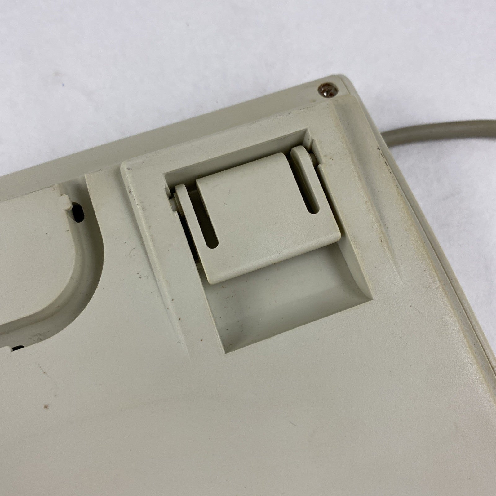 Vintage IBM KB-8923 PS/2 Wired Membrane  Keyboard - Tested10