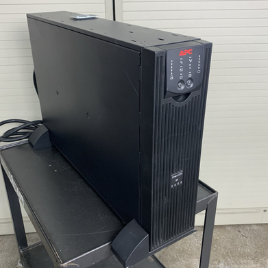 APC SURTD3000XLT Smart-UPS 3000VA 2100W 208V No Batts No Caddies