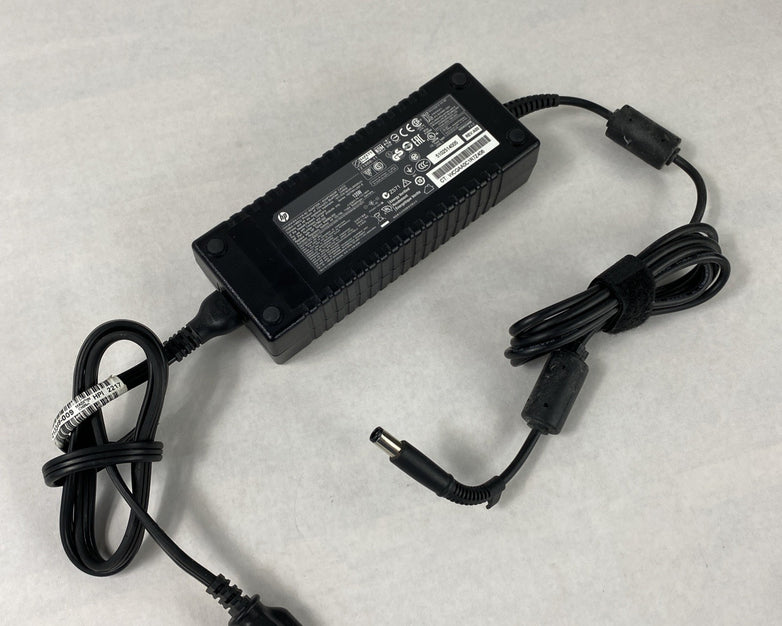 HP HSTNN-LA01-E 135W 19.5V 6.9A 7.4mm Barrel AC Power Adapter (Lot of 10)