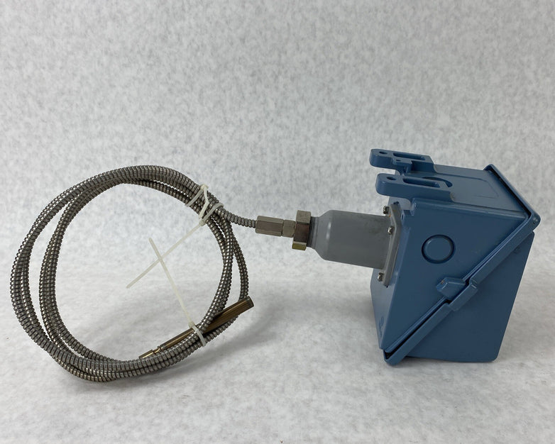 United Electric Controls F402-8BS 6S Temperature Control Unit 50-650F 15A 480VAC