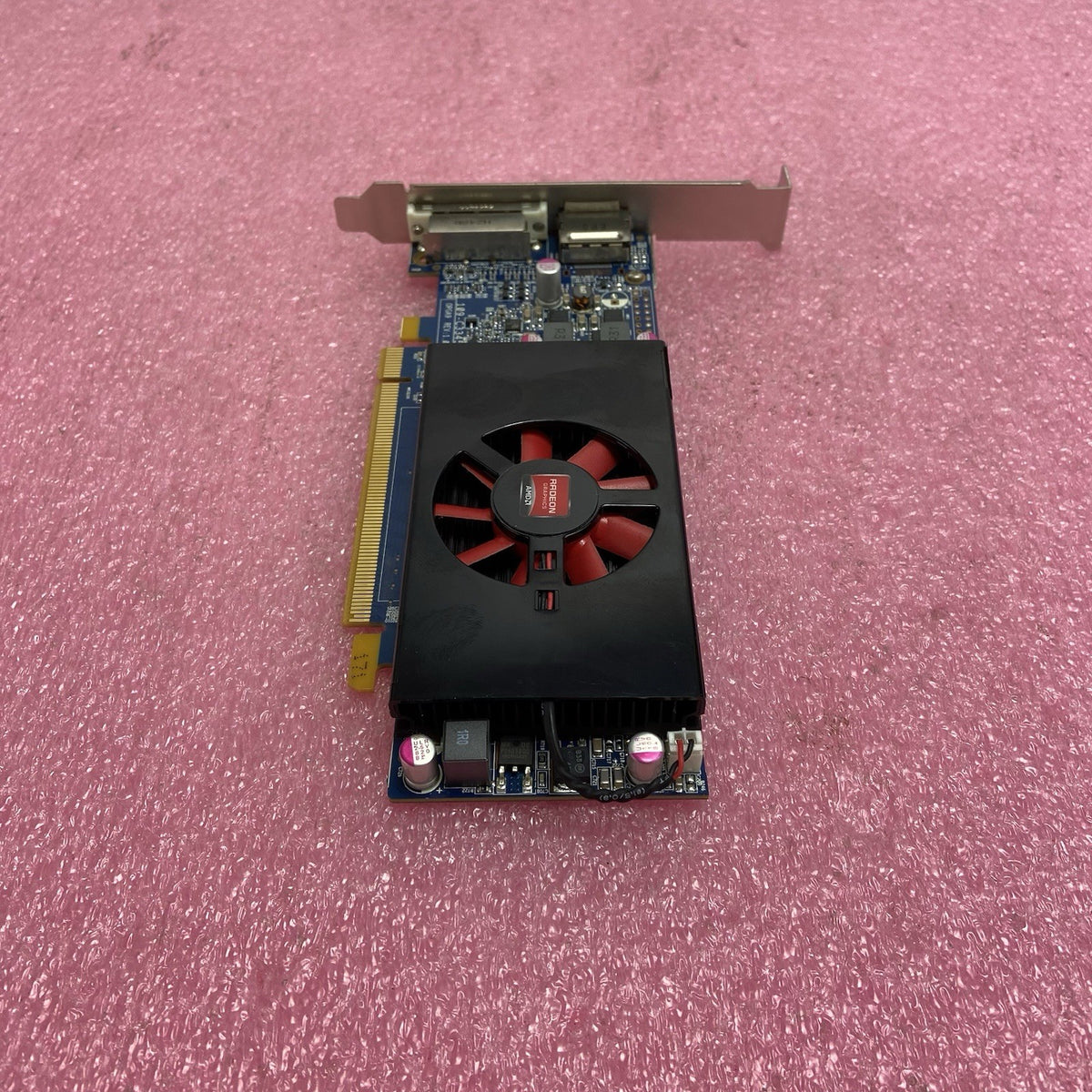 AMD Radeon HD7570 1GB PCIe Graphics Card DP DVI ATI-102-C33402(B)1