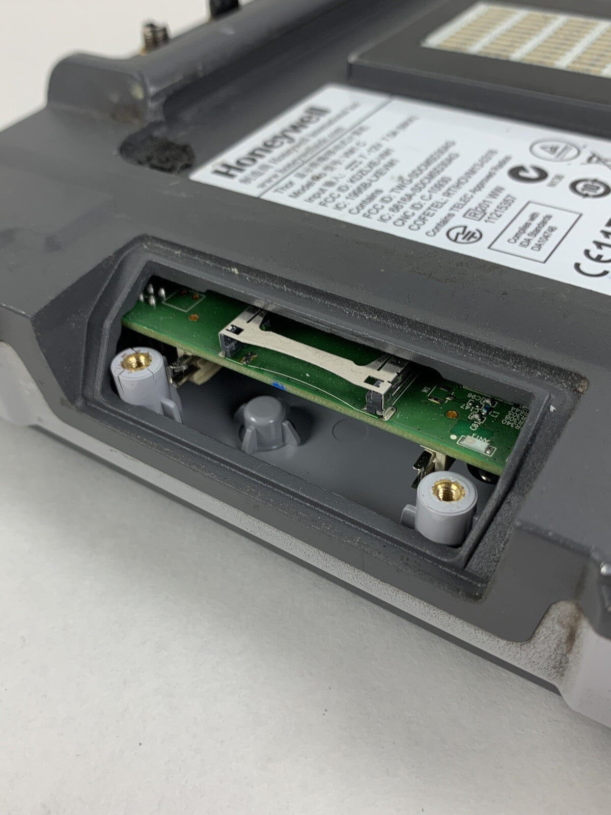 Honeywell Thor VM1C Mount Computer Atom 2530 1 GB Ram No OS No Flash No Stylus