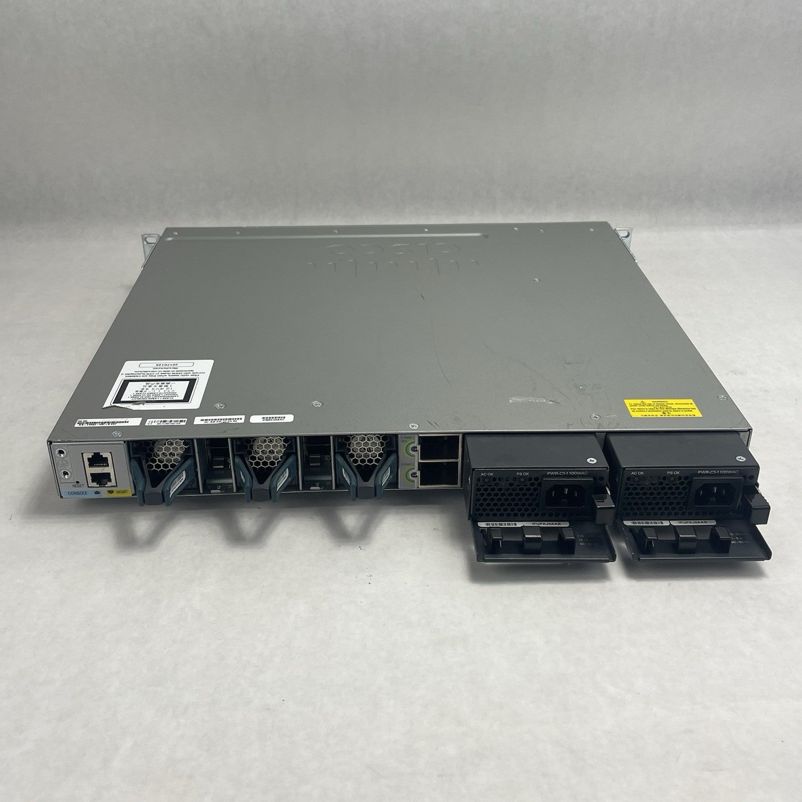Cisco WS-C3850-48P-S 48 V07 Port Switch 1x 1100W PSU 2x 10Gig Tested & Reset8