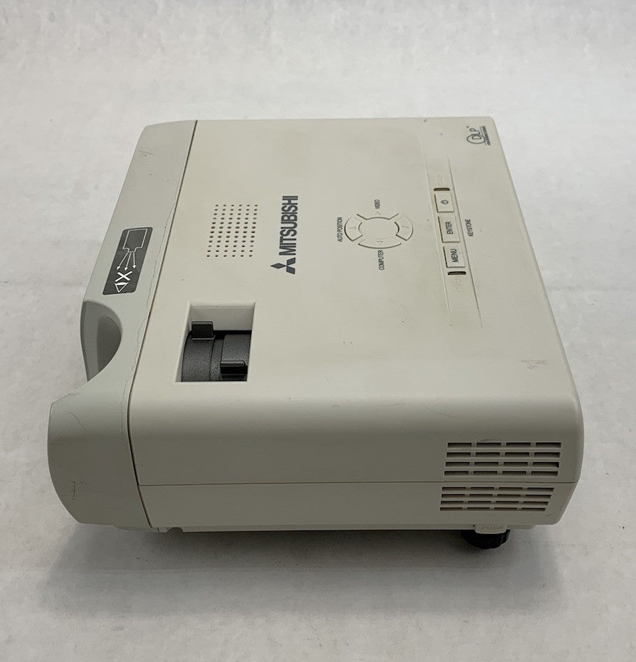 Mitsubishi XD205U Projector - No Remote