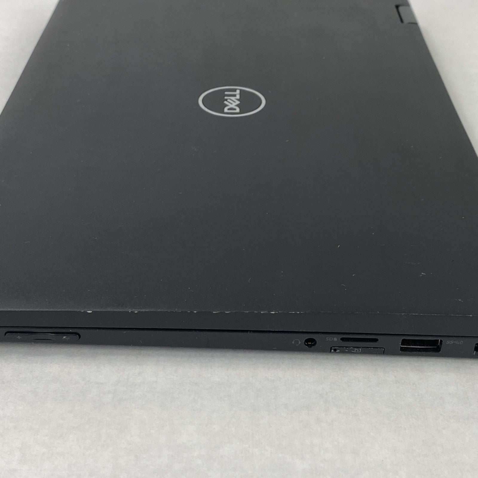 Dell Latitude 7390 2 in 1 13.3" Touch i3-7130U 2.7 GHz 4GB RAM No Battery/HDD/OS
