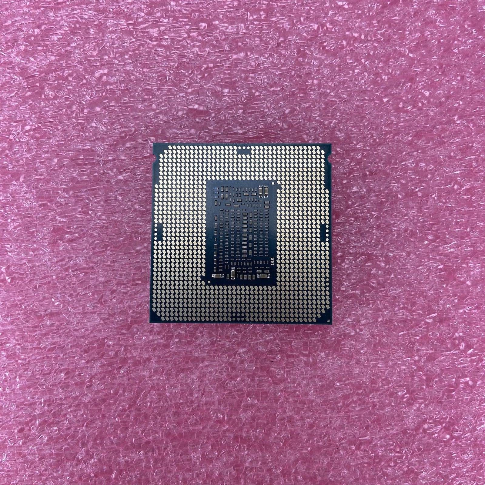 Intel Core i7-8700K SR3QR 3.7GHz Desktop CPU6