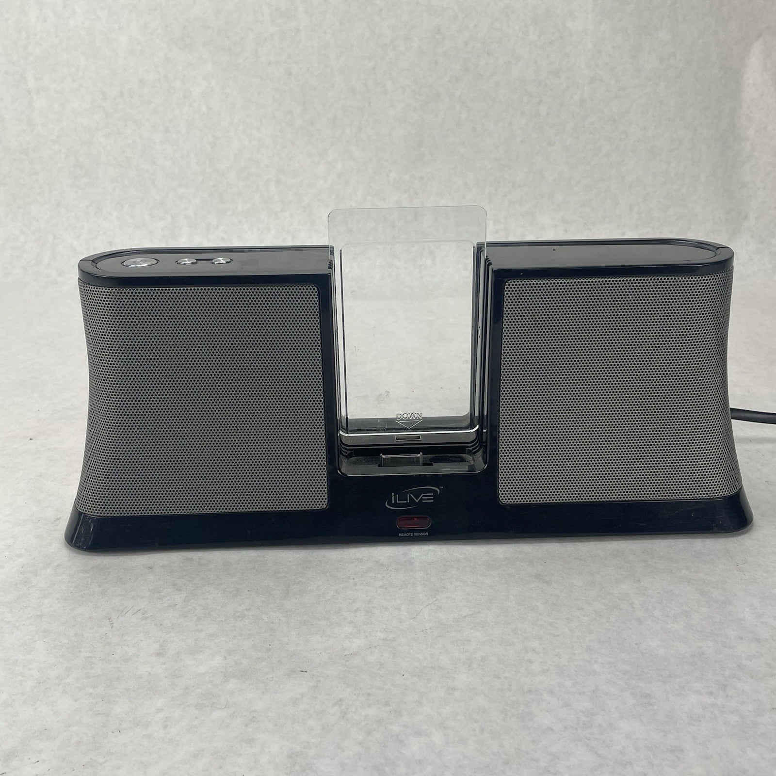 iLive ISPK2806 Black Amplified Speaker Docking System for iPod & iPod Nano1