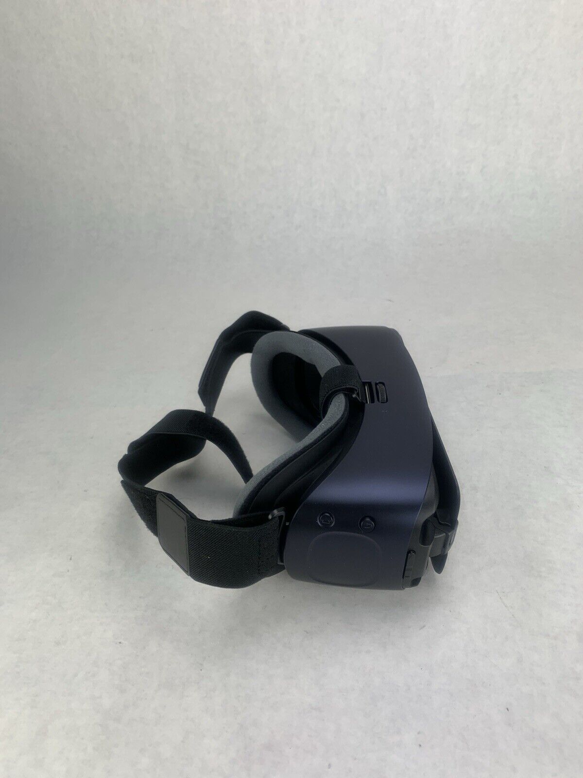 Samsung SM-R323 Gear VR