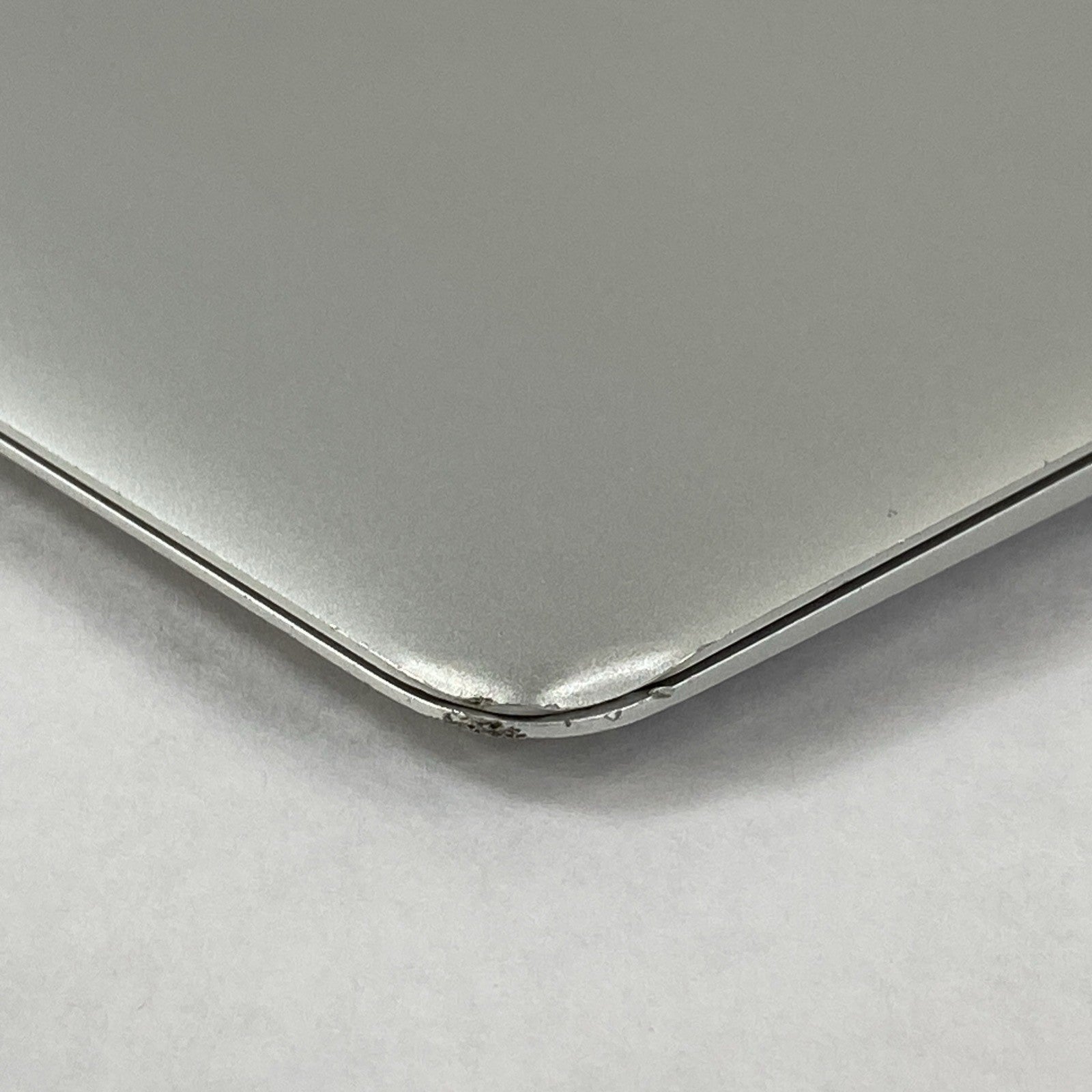 Apple MacBook Air A1466 2012 13" 1.8GHz i5 8GB RAM 120GB SSD os10.15.7 554Cycles16