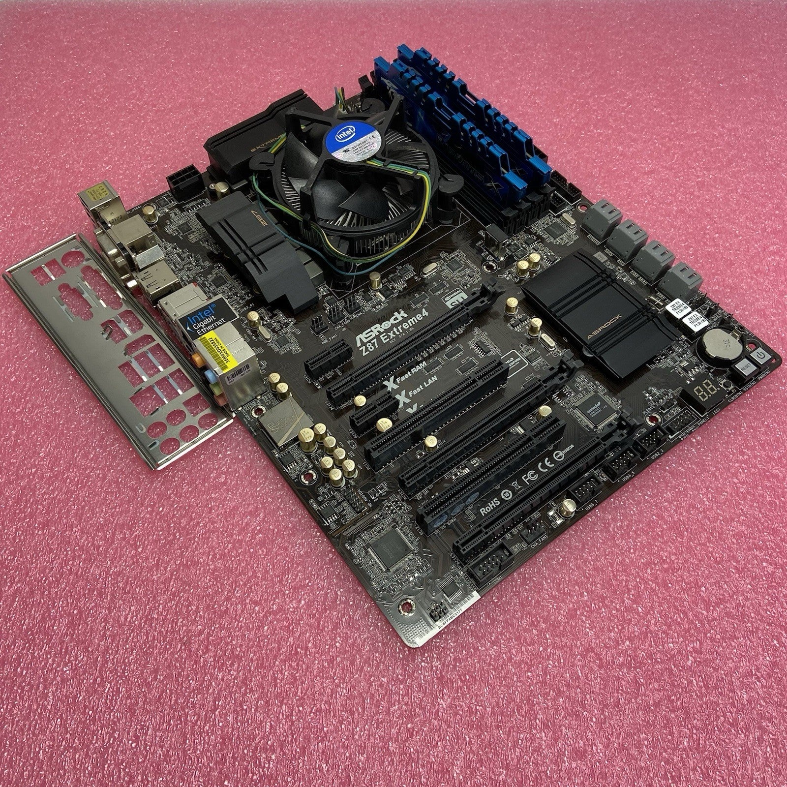 ASRock Z87 Extreme 4 Motherboard Intel Core i7-4770K 3.5GHz 8GB RAM w/IO Sheild0