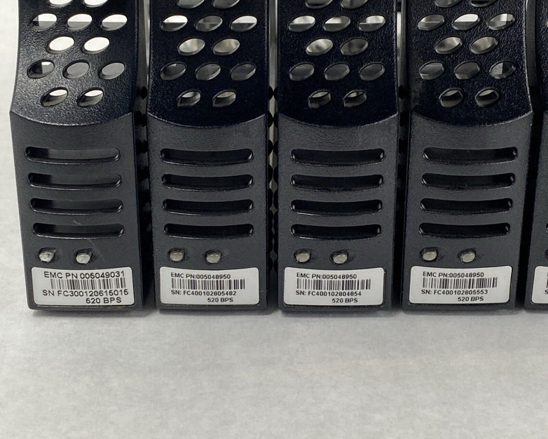 Lot of 5 EMC 005048950 / 005049031 3.5" Hard Drive Caddy Tray