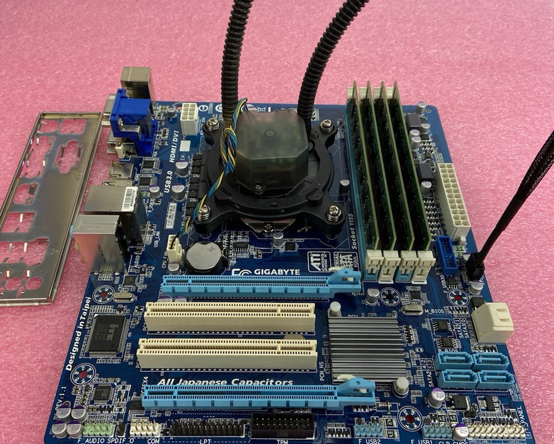 Gigabyte GA-B75M-D3H Motherboard Intel Core i7-3770K 3.5GHz 16GB RAM w/IO