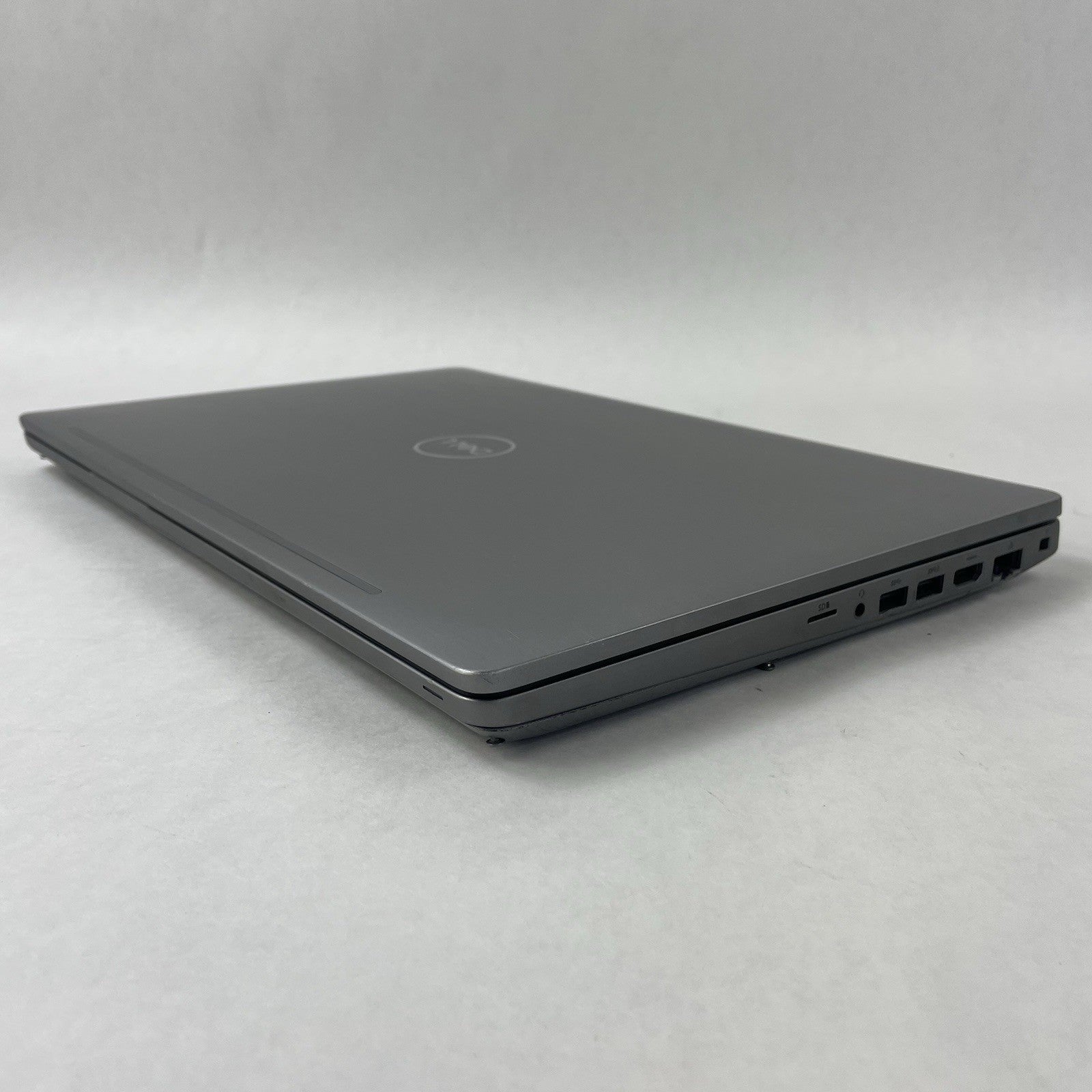 Dell Precision 3551 15.6" i5-10400H 2.6GHz 8GB RAM No SSD/OS/AC/Batt- Bad Bottom13
