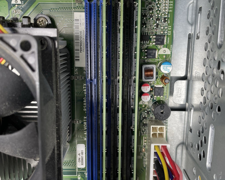 HP Pavilion P6000 MT AMD Athlon 2 x4 820 2.80 GHz 6 GB RAM No HDD No OS