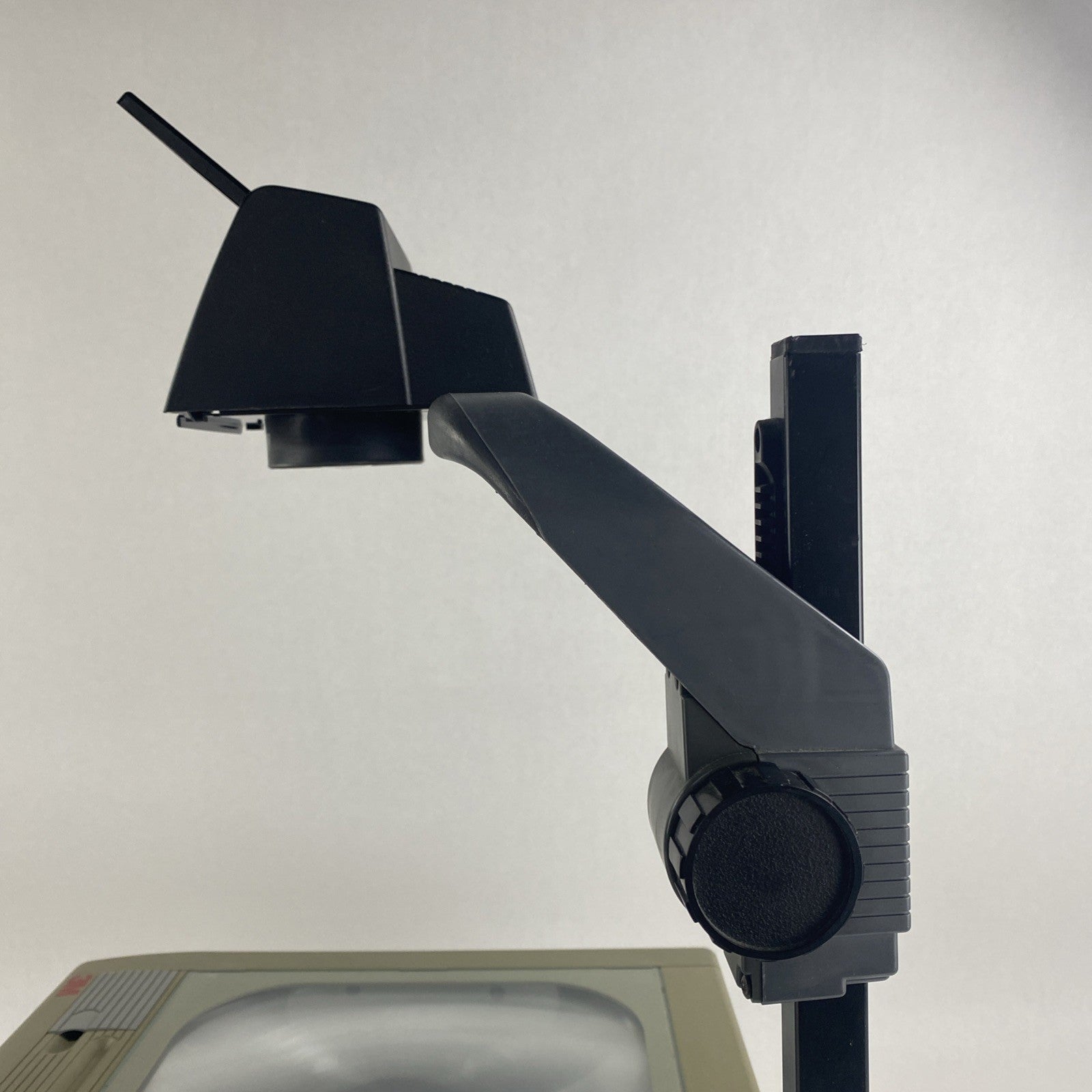 3M 9000JAC 9200 Overhead Projector Tested11
