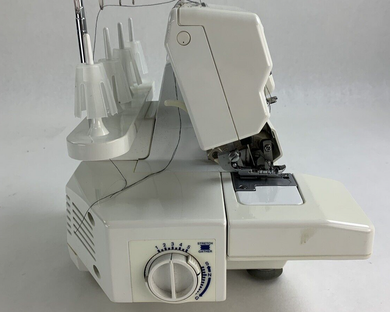 White Superlock W2500 Sewing Machine No Power Cord Untested