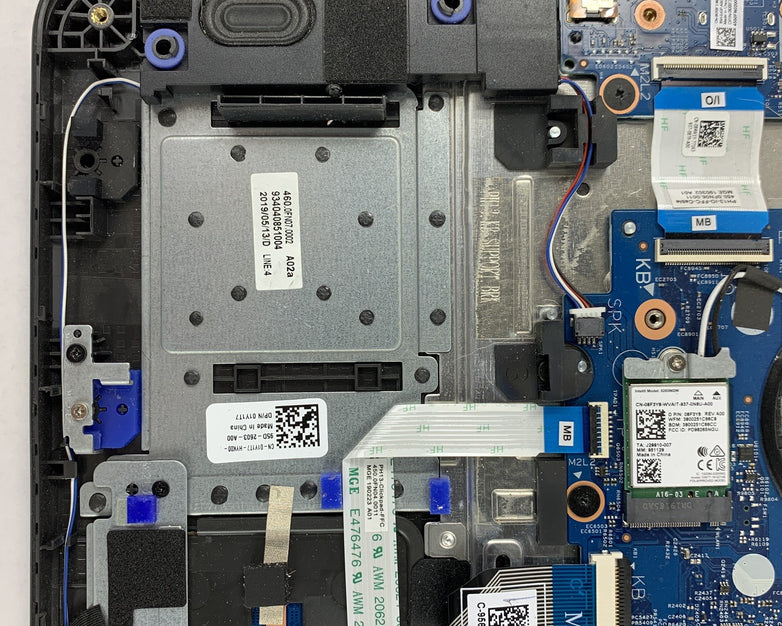 Dell Latitude 3300 13.3" i5-8250u 1.6 GHz 8 GB Ram NO OS No HDD No Batt No AC