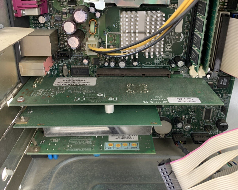 Gateway E-3600 MT Intel Pentium 4 1.6 GHz 680 MB RAM No HDD No OS