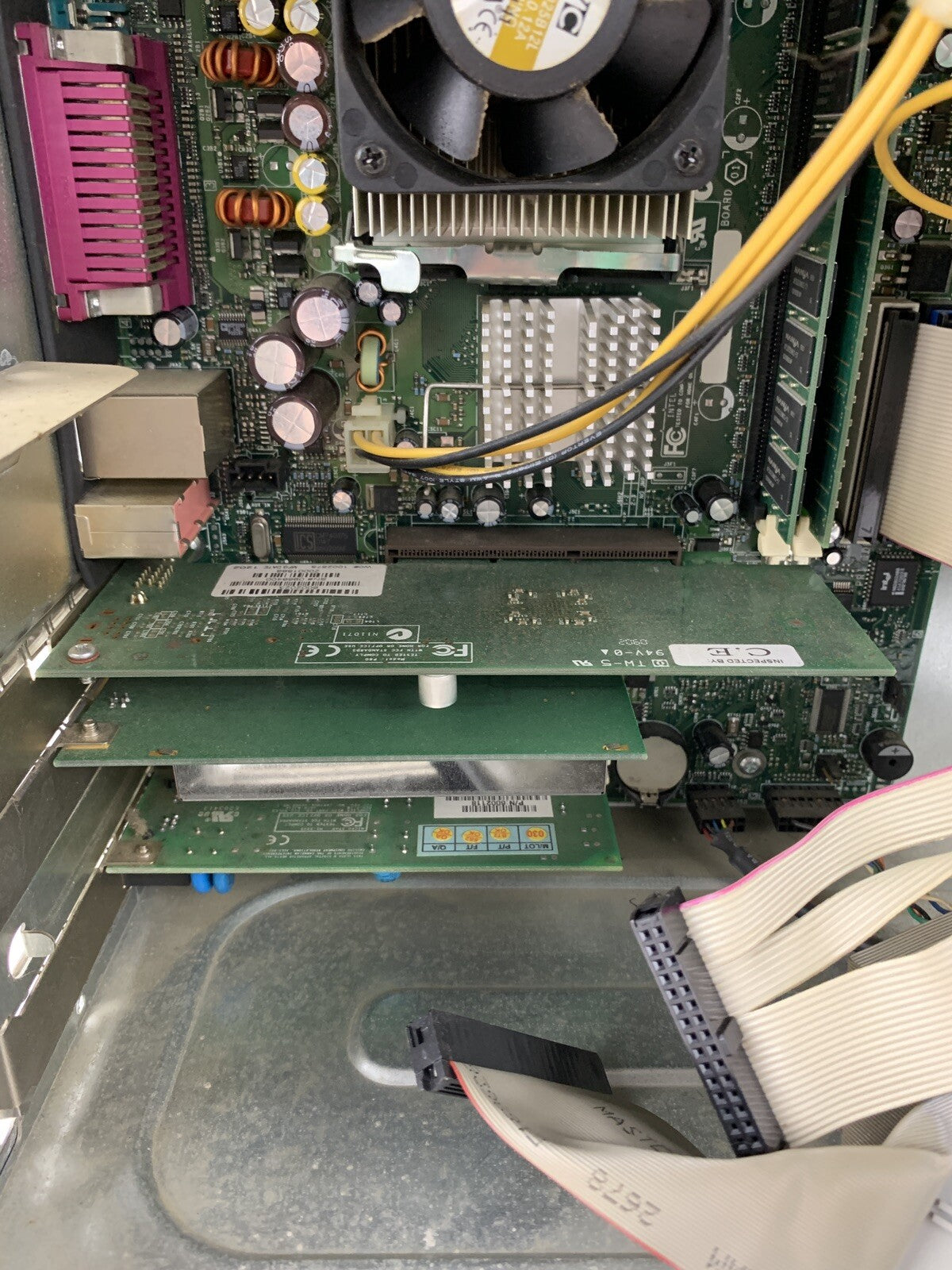 Gateway E-3600 MT Intel Pentium 4 1.6 GHz 680 MB RAM No HDD No OS