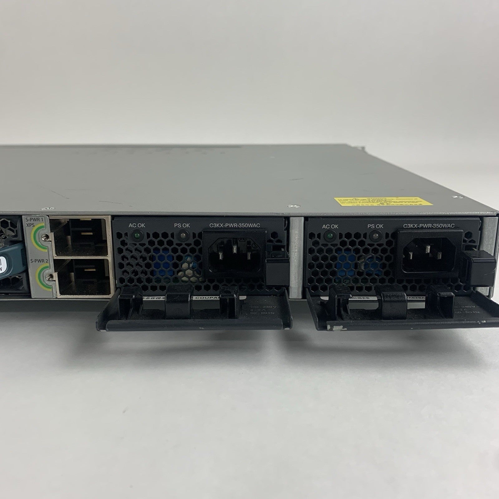 Cisco WS-C3850-24S-S Catalyst SFP Switch 3850 24 Port Tested w/ C3850-NM-2-10G8