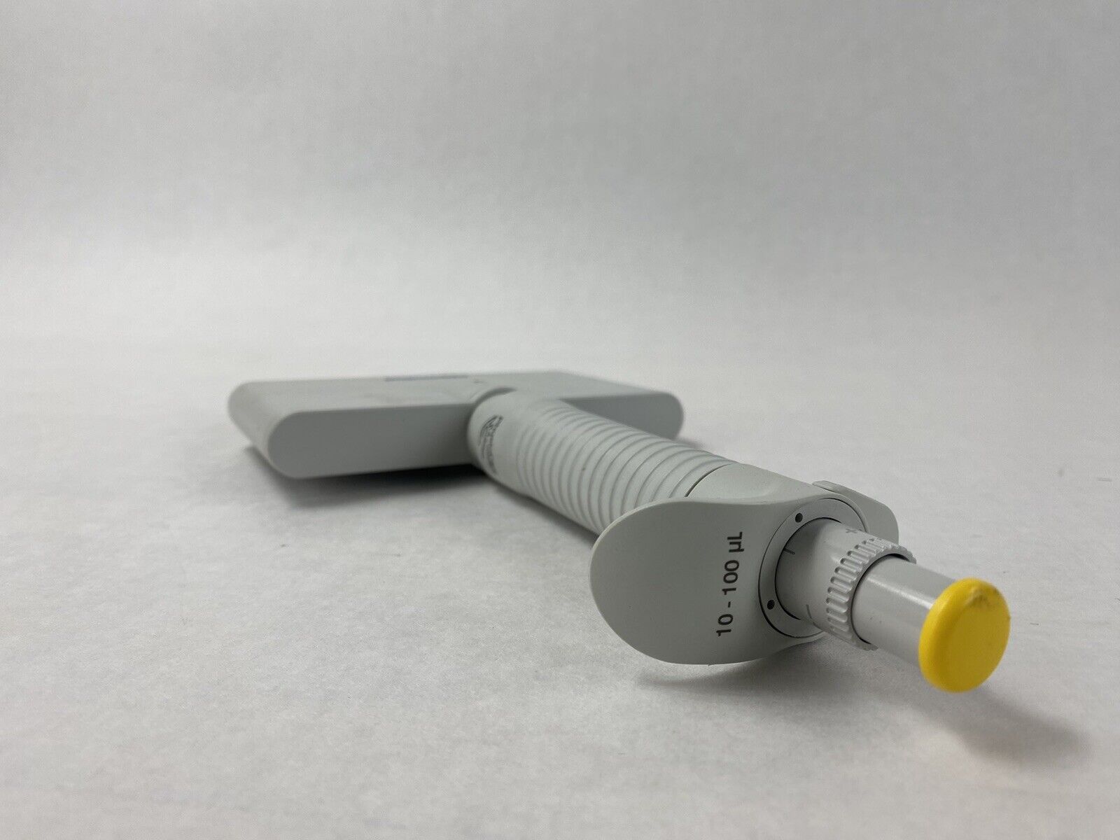 Eppendorf Research Pipette 12 Channel 10-100ul
