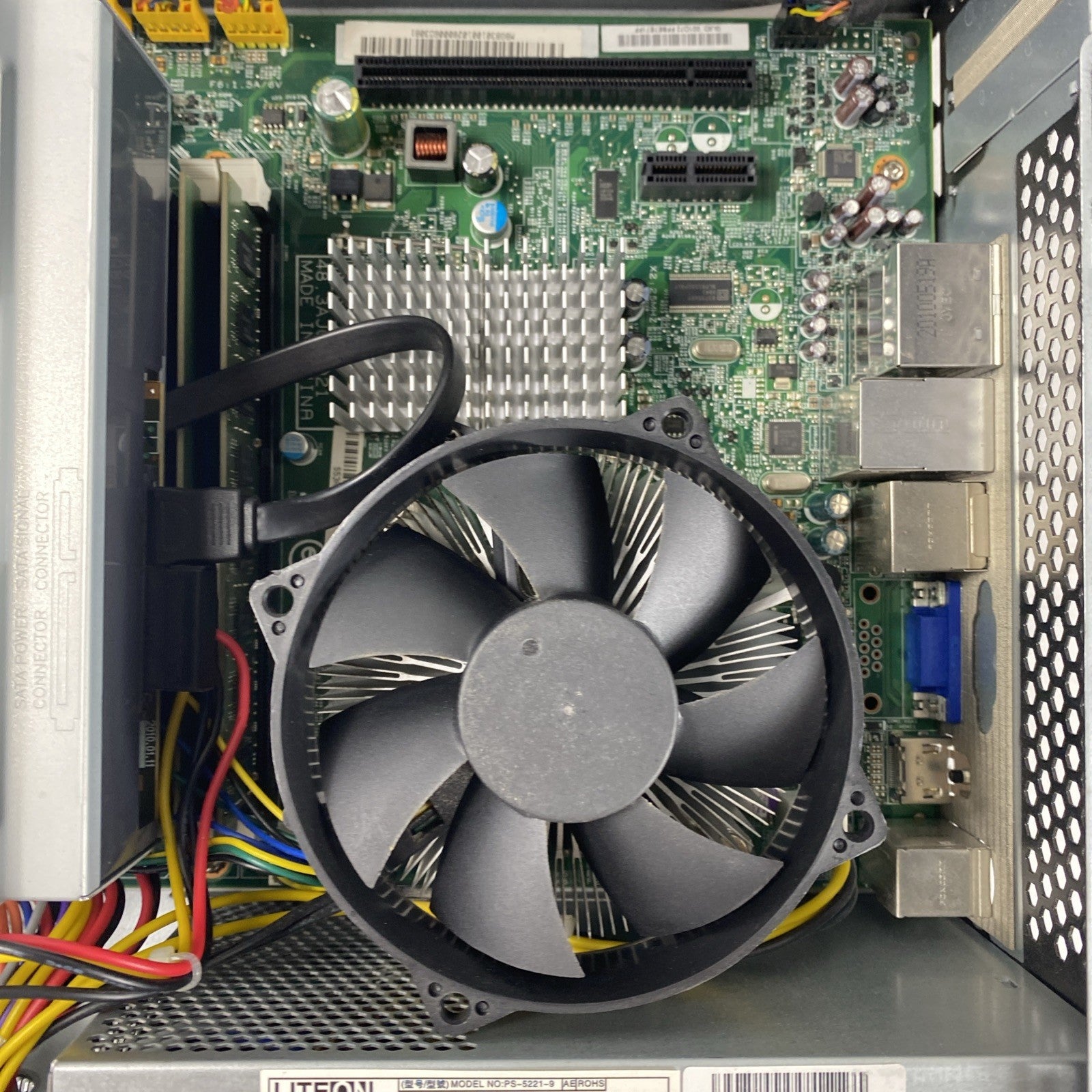 Gateway SX2801 SFF Pentium Dual-Core E5700 3.00GHz 6GB RAM No HDD No OS