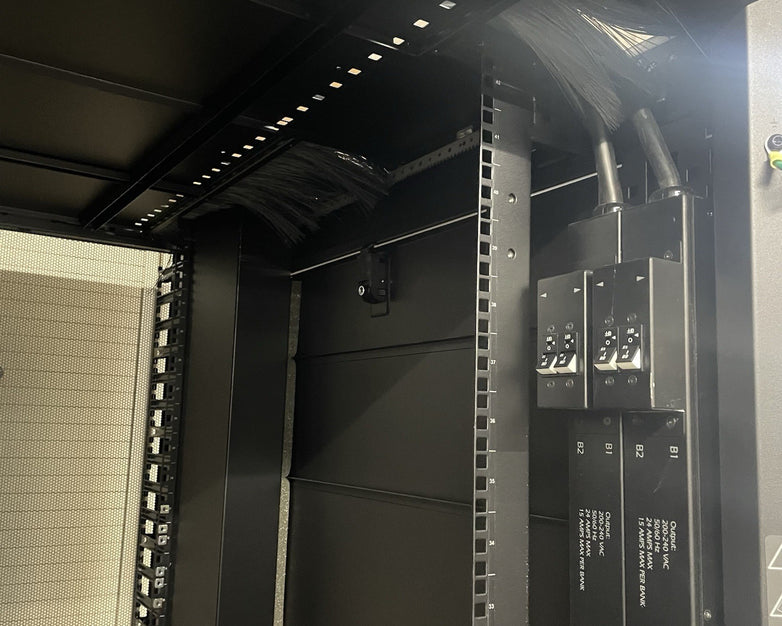 APC E242296 NetShelter SX 42U Server Rack 19" Enclosure Cabinet No Key