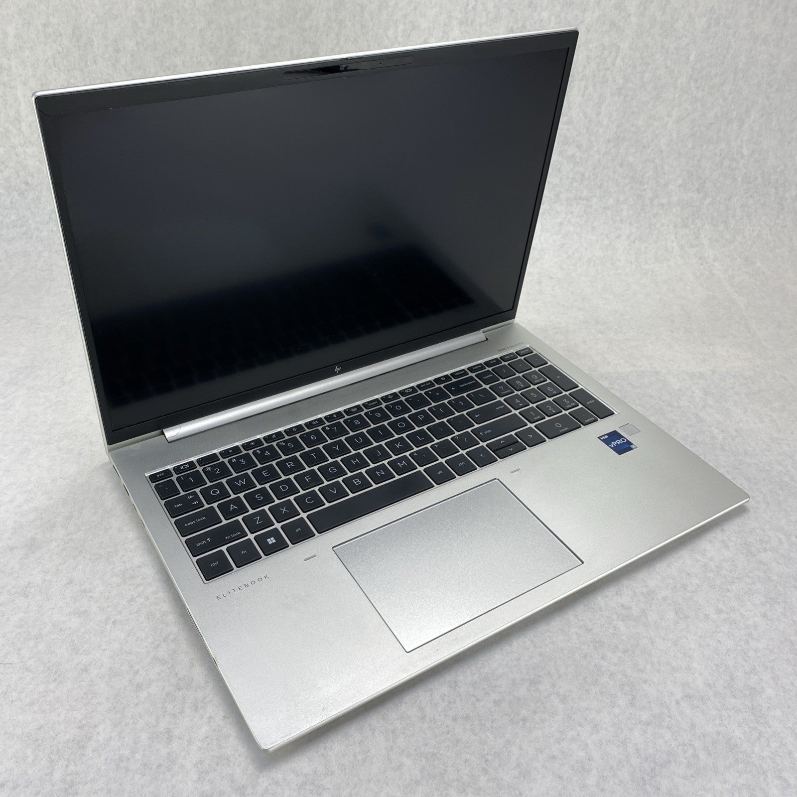 HP EliteBook 860 G9 16" Core i5-1245U 3.96 GHz 32GB RAM No SSD No OS