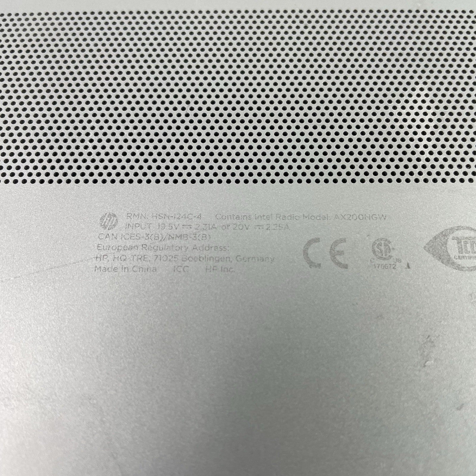 HP EliteBook 840 G6 14" i7-8665U 1.90 GHz 8 GB RAM No SSD/OS/AC - Worn Bottom14