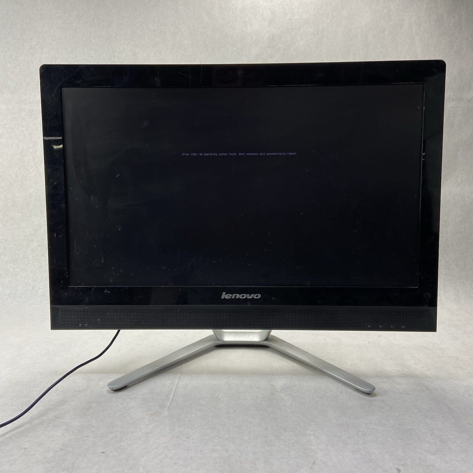 Lenovo C460 AIO Intel Pentium G3220T 2.6GHz 8GB RAM No HDD No OS No AC1