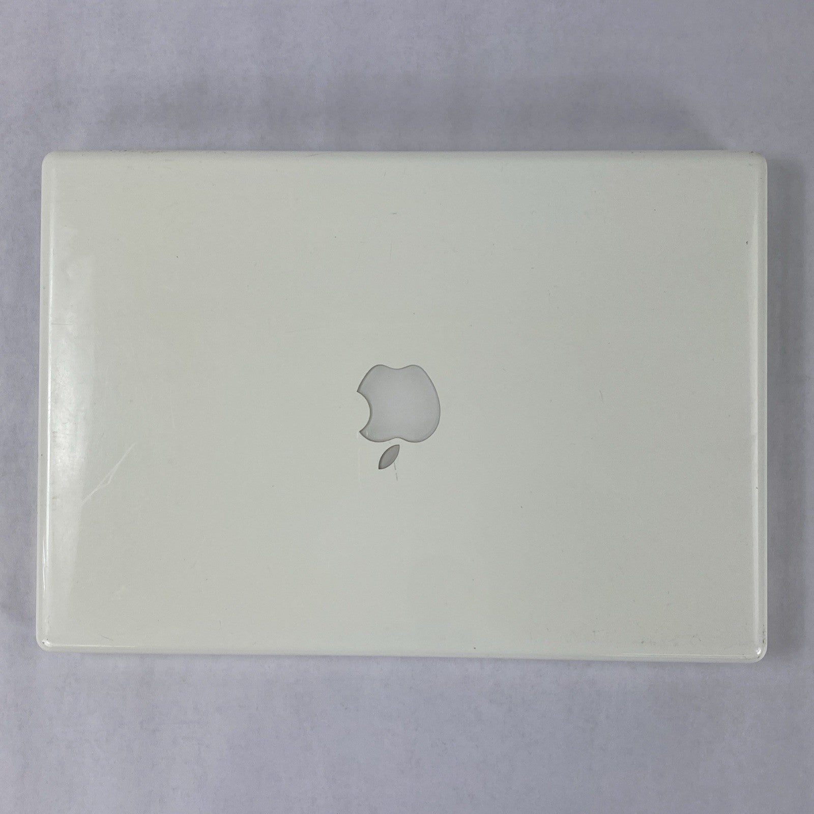 Apple MacBook A1181 2008 13" 2.1GHz Core 2 Duo 1GB RAM No HDD No OS No Battery6