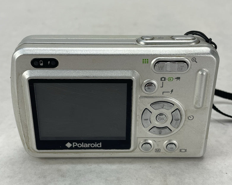 Polaroid A520 Compact Digital Camera 5MP 1x/4x Zoom 2"