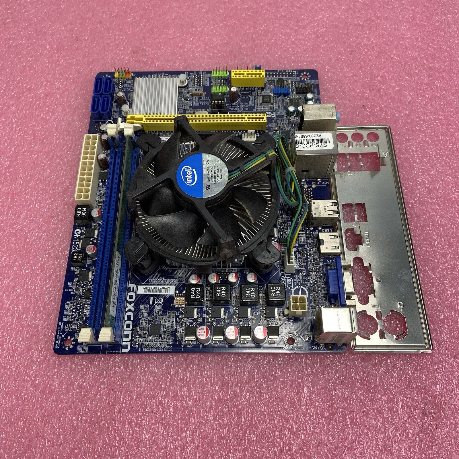 Foxconn H61MXE Motherboard Intel Pentium G2030 3GHz 4GB RAM w/IO Shield3