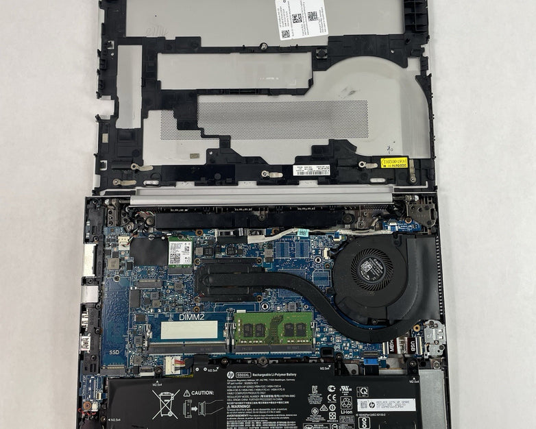 HP EliteBook 840 G6 14" i7-8665U 1.90 GHz 8 GB RAM No SSD/OS/AC - Worn Bottom