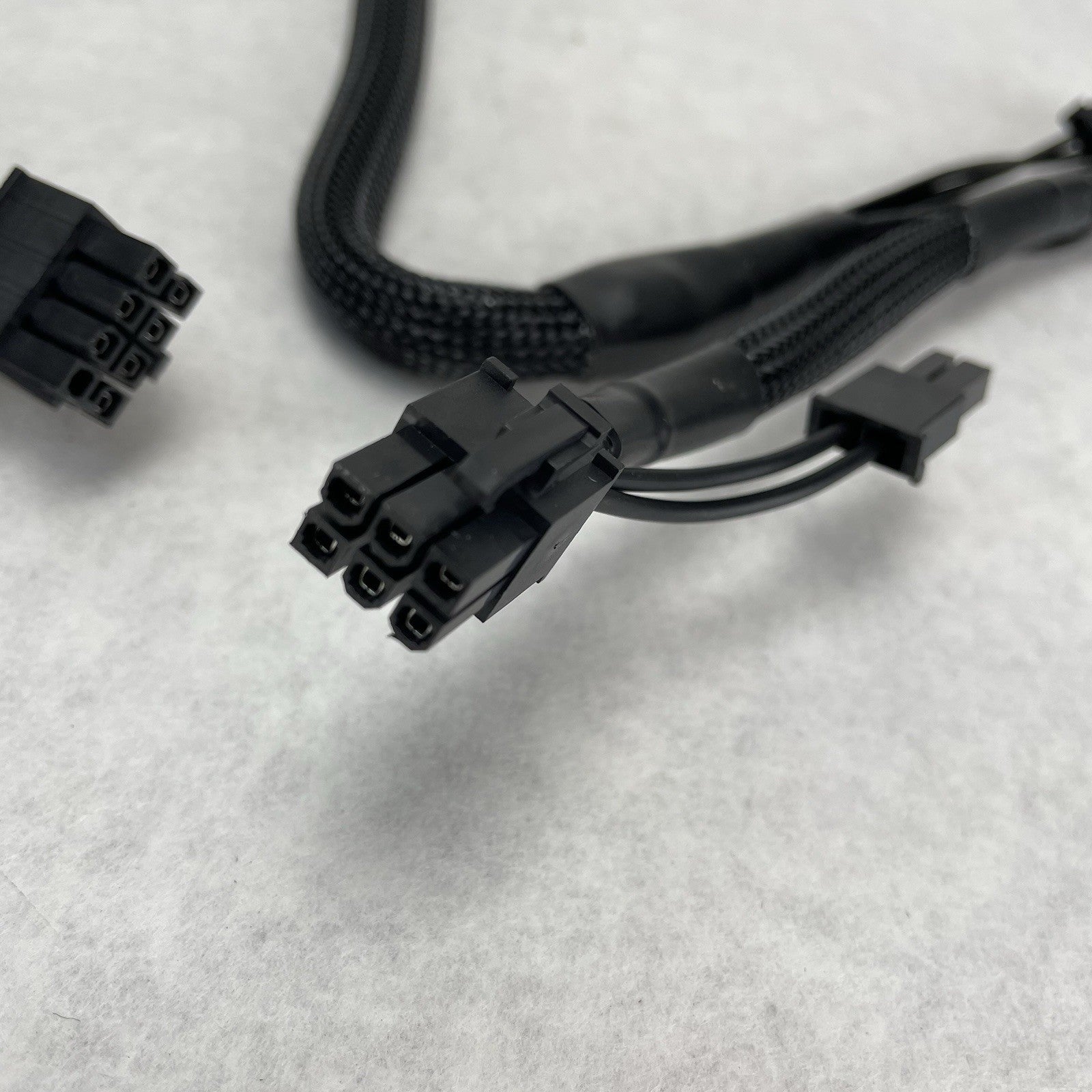 PCI-E 8-pin to 2x 6+2-pin (6-pin/8-pin) Power Splitter Cable PCIE Lot of 4