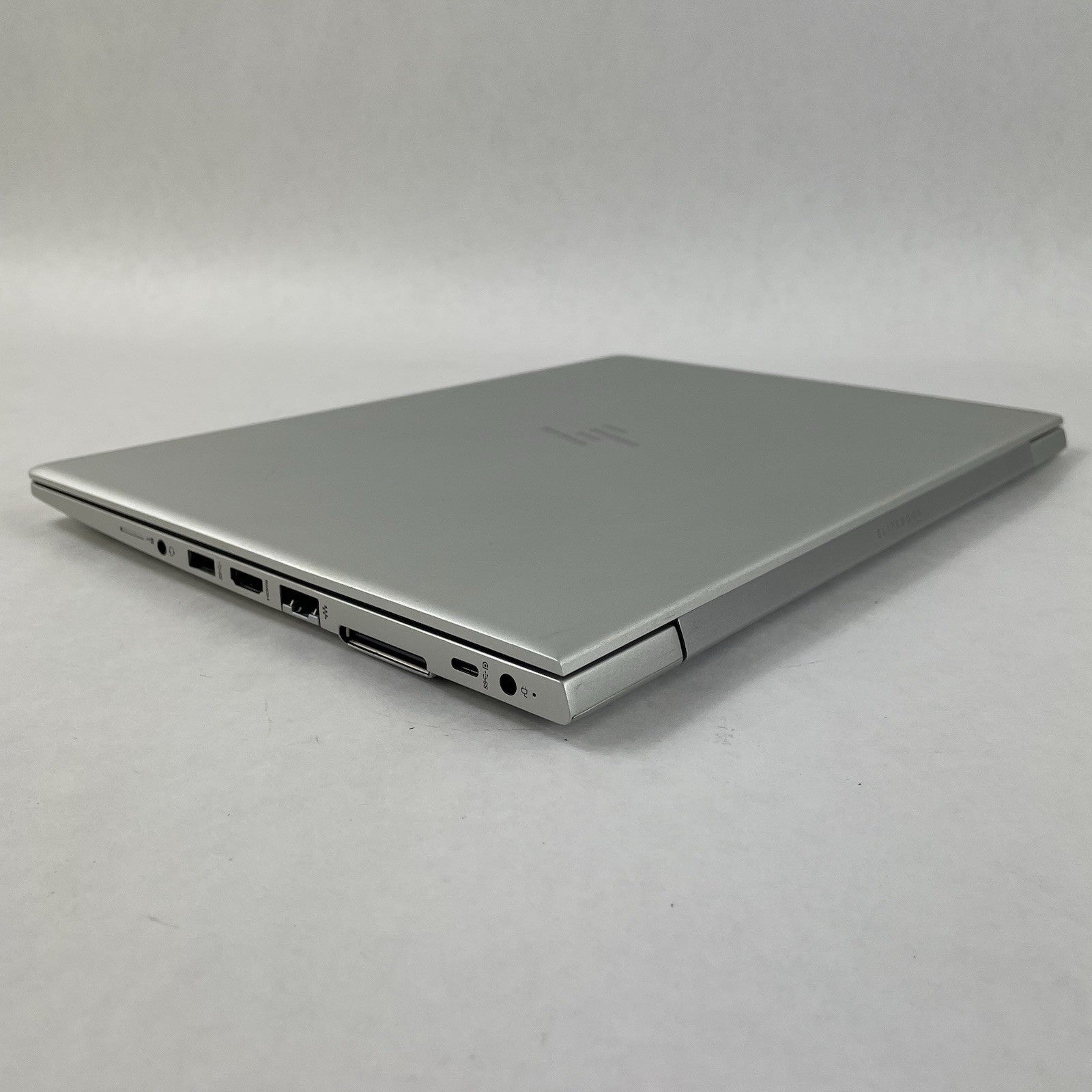 HP MT45 Thin Client 14" AMD Ryzen 3 Pro 3300U 2.10 GHz 8 GB RAM No SSD/OS/AC9