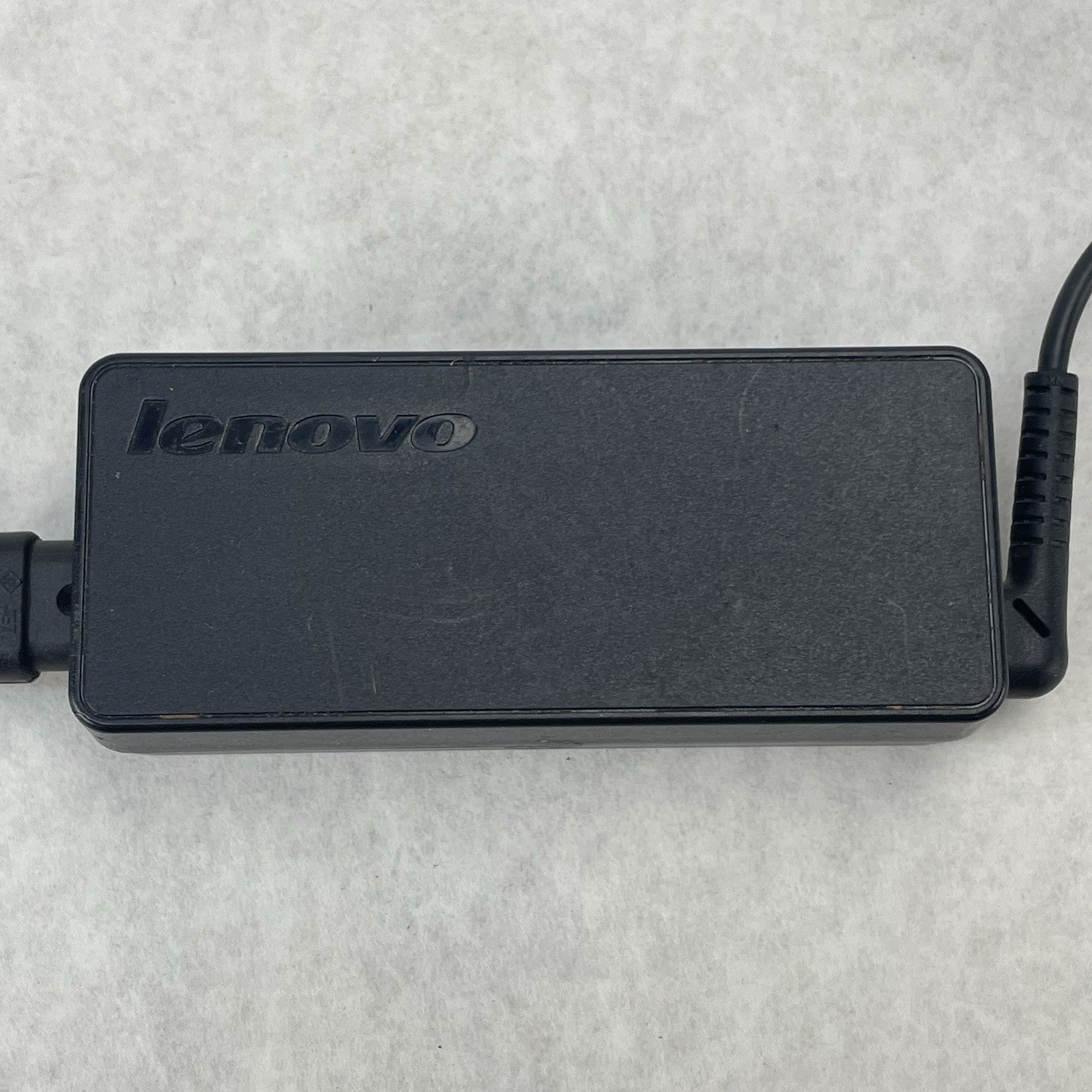 OEM Genuine Lenovo Thinkpad Charger ADLX65NLC2A T40 Lot of 93