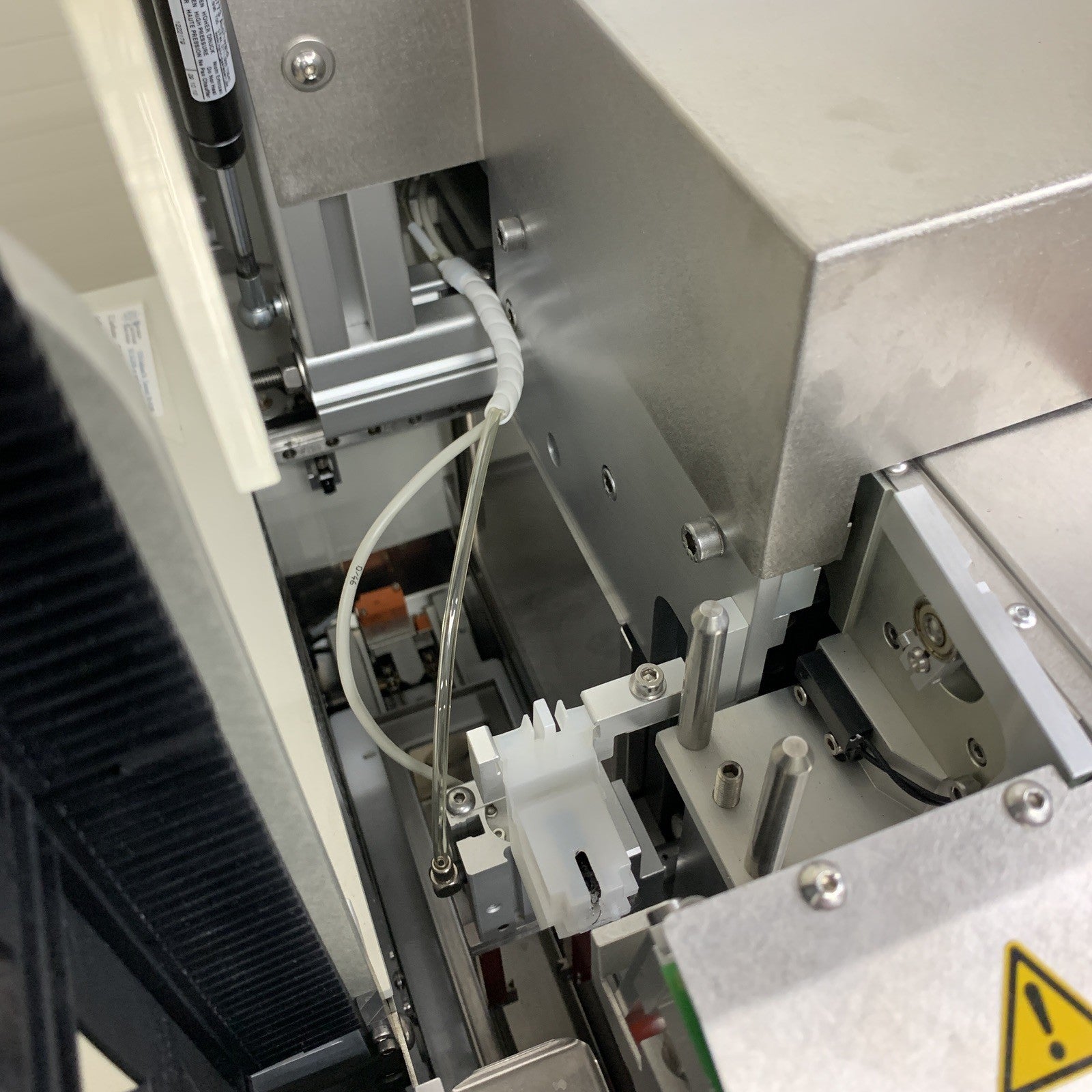 Leica CV5030 Automated Coverslipper and TS5010 AutoStainer Plugged Hose Parts