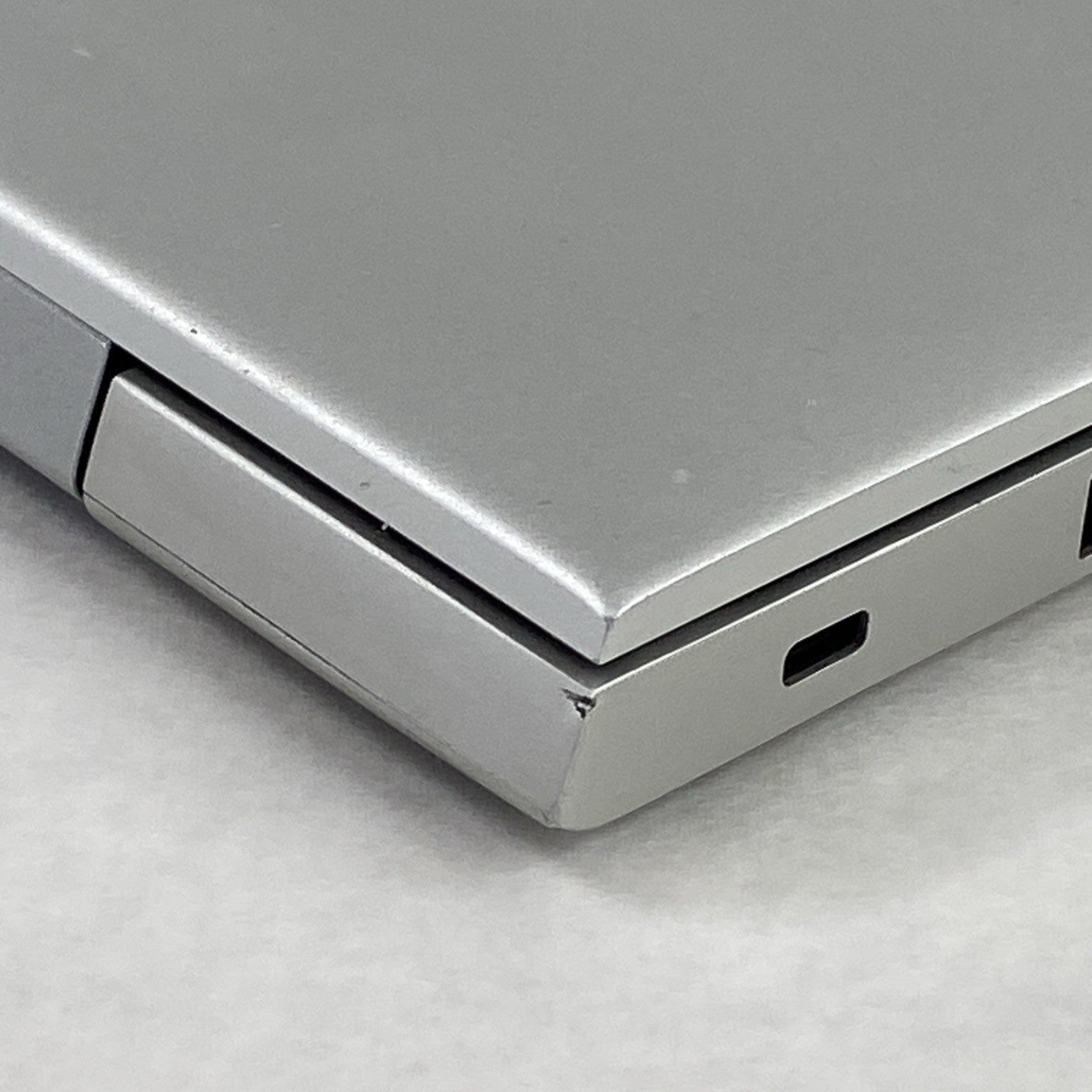 HP EliteBook 850 G6 Core i5-8365U 1.60 GHz 8 GB RAM 15.6" No HDD No OS
