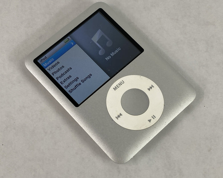 Apple iPod Nano 3rd Gen A1236 4GB Silver v1.1.3